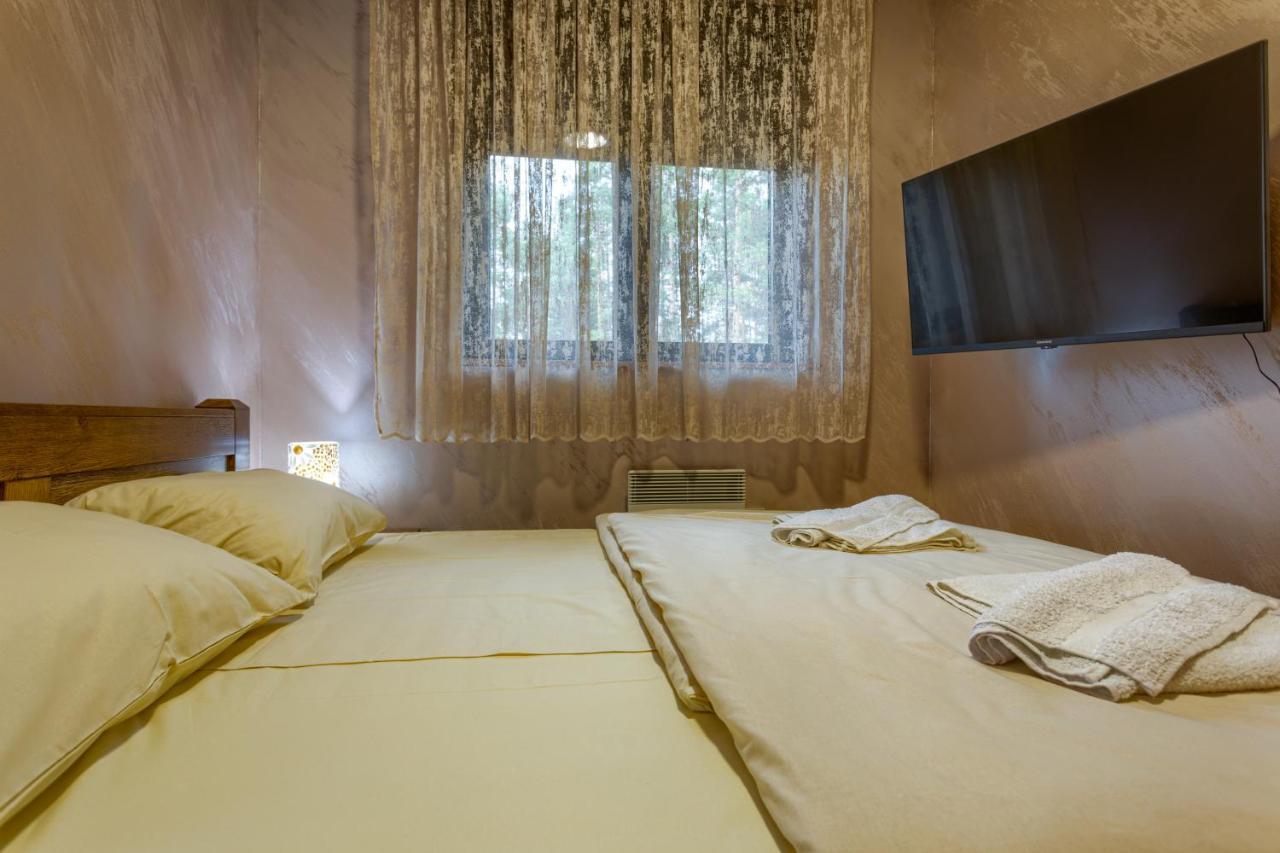 Nele Apartment *